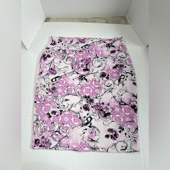 😍Thalia Sodi Purple Floral Pencil Skirt - Picture 1 of 2